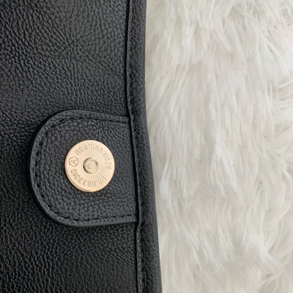 ‼️CLEARANCE‼️Now $75! Lagerfeld 2 Tone Satchel - Picture 6 of 7